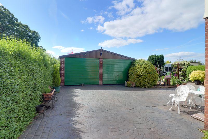 4 bedroom semidetached house for sale in Mill Green, Hinstock, Market