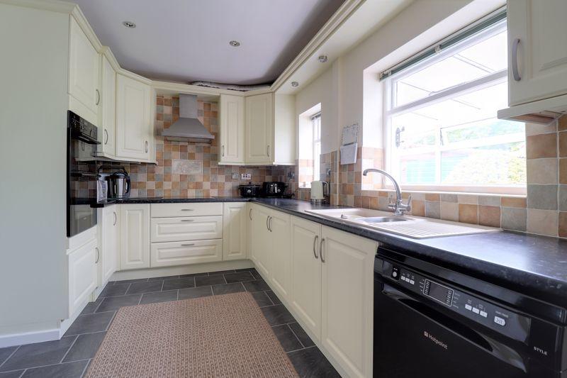 4 bedroom semidetached house for sale in Mill Green, Hinstock, Market