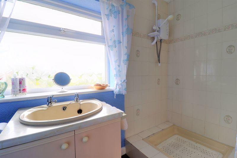 4 bedroom semidetached house for sale in Mill Green, Hinstock, Market