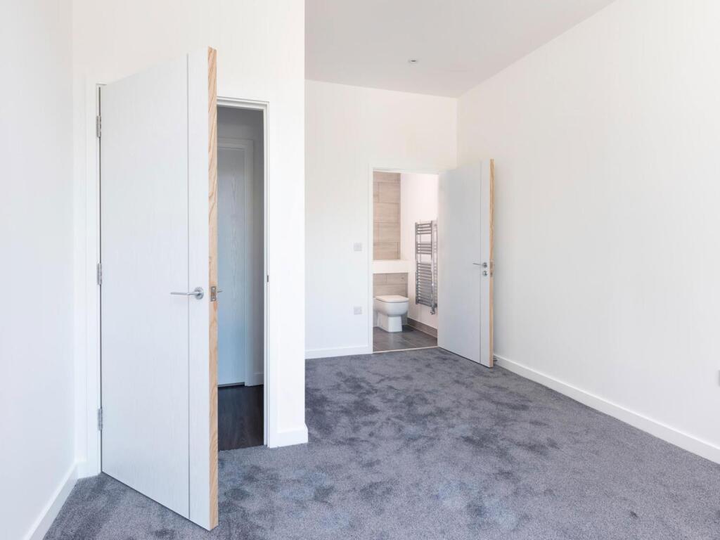 Main image of property: Thornhill Court, Oxford, OX3 9RX