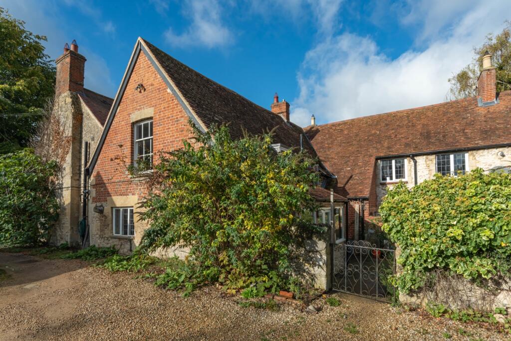 Main image of property: Pond Farm, Holton, Oxford, Oxfordshire, OX33