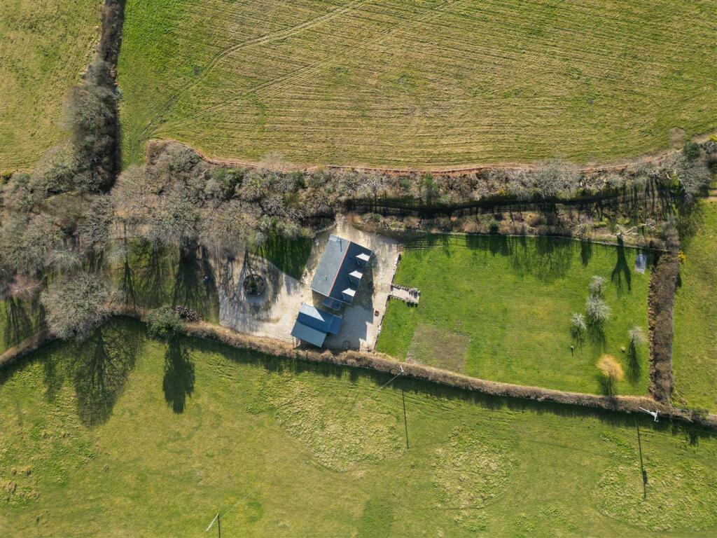 4 bedroom detached house for sale in Kennexstone, Llangennith, Swansea, SA3