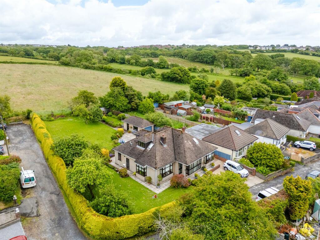 5 bedroom detached house for sale in Espalone, Murton, Swansea, SA3