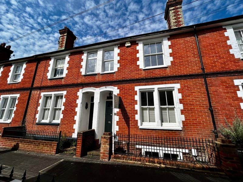 Main image of property: Guildford 