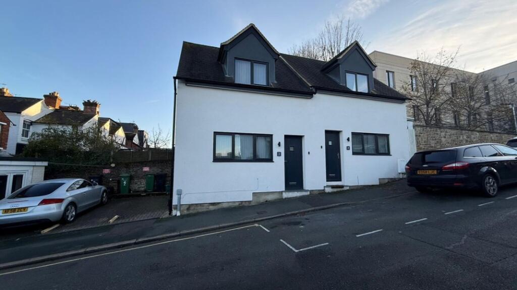 Main image of property: Genyn Road, Guildford