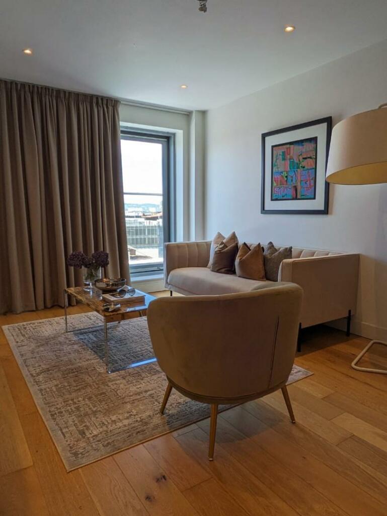 Additional property image - Bute Terrace, Cardiff