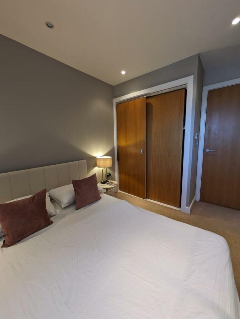 Additional property image - Bute Terrace, Cardiff