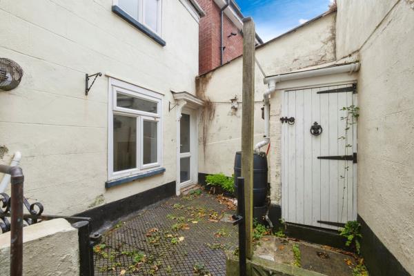Main image of property: 3 YORK COTTAGES, YORK ROAD, EXETER