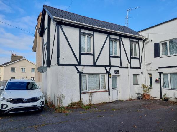 Main image of property: 127 NEWTON ROAD, TORQUAY