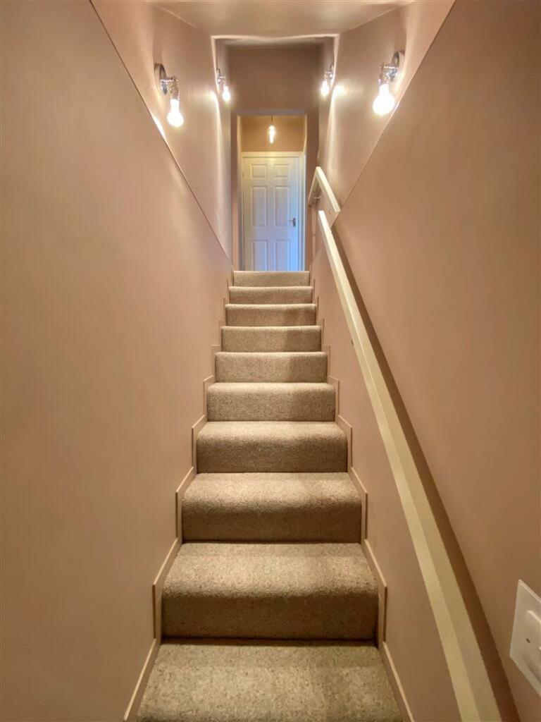 2 bedroom flat for sale in Church Street, Hayfield, High Peak, SK22