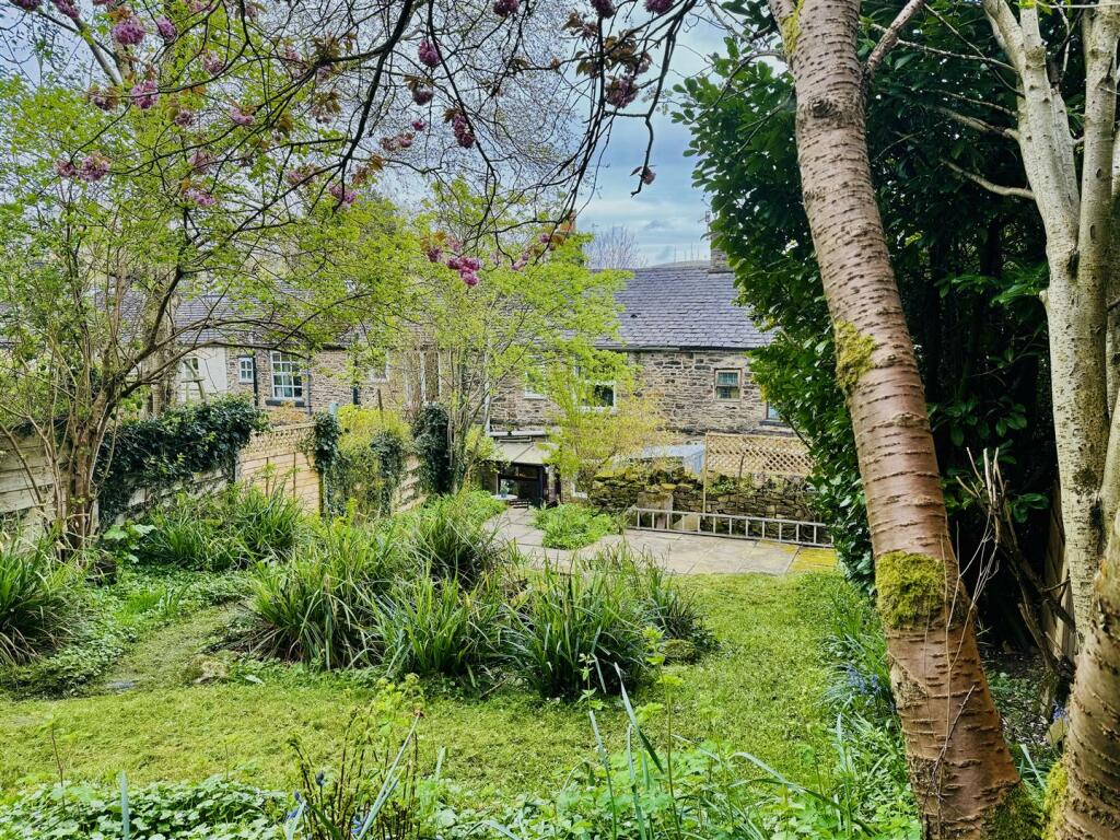 2 bedroom terraced house for sale in Batemill Road, Birch Vale, High