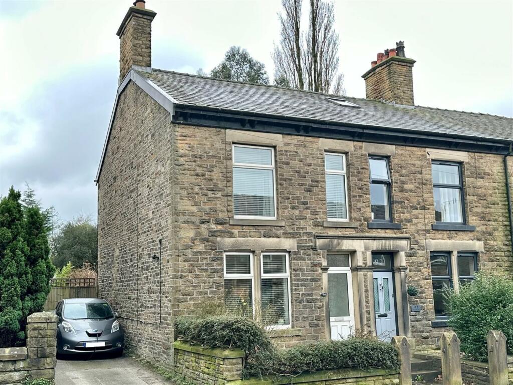 2 bedroom semidetached house for sale in Church Road, New Mills, High