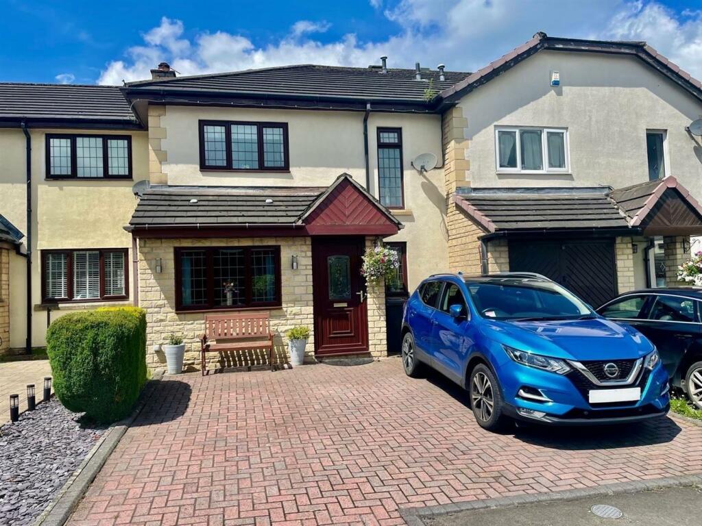 3 bedroom house for sale in Goyt View, New Mills, High Peak, SK22