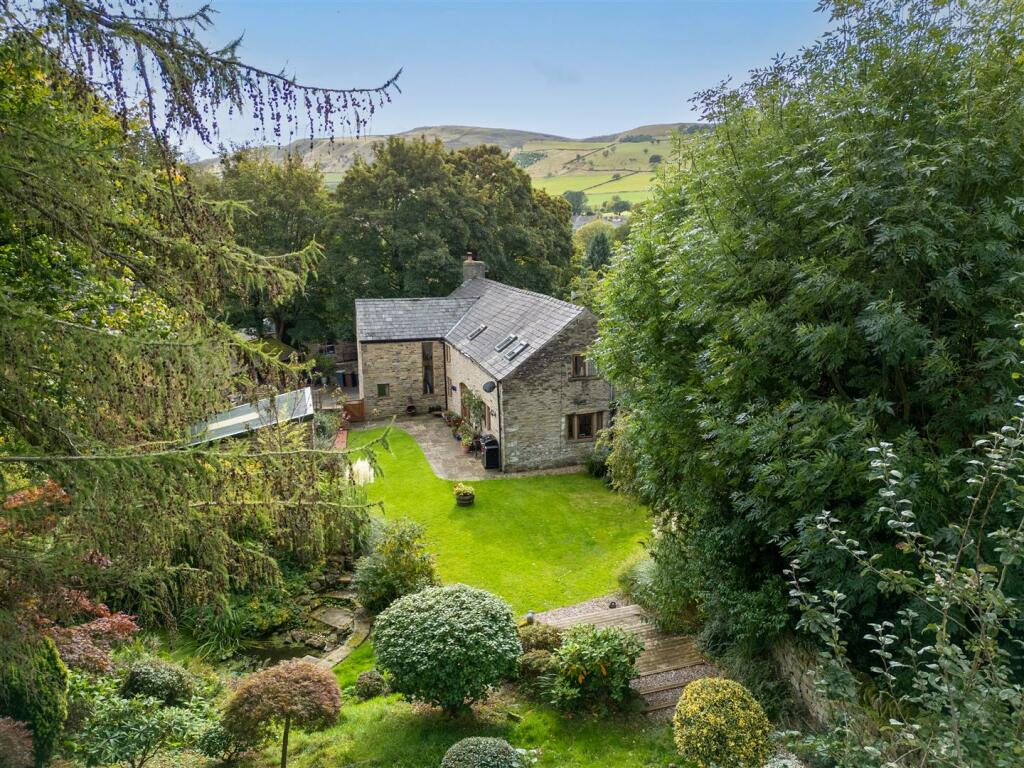 Main image of property: Market Street, Hayfield, High Peak