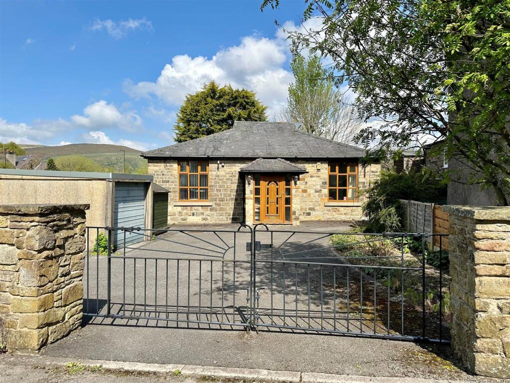 Main image of property: Fishers Bridge, Hayfield, High Peak