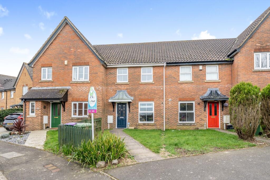 2 bedroom end of terrace house for sale in Winter Drive, Hawkinge, CT18