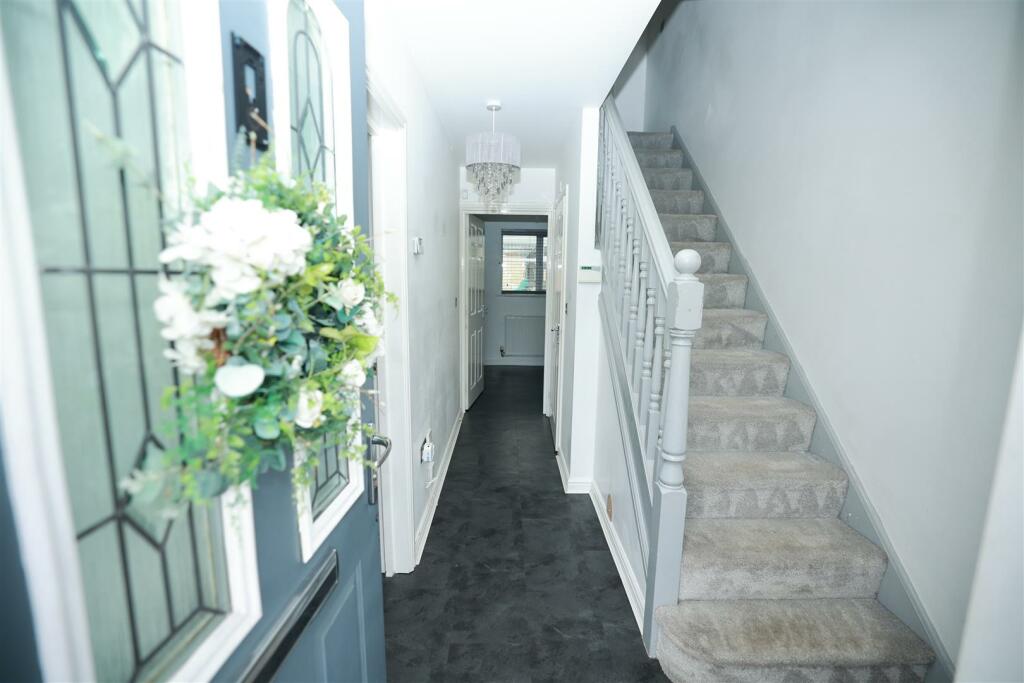 Additional property image - Hawksworth Crescent, Chelmsley Wood