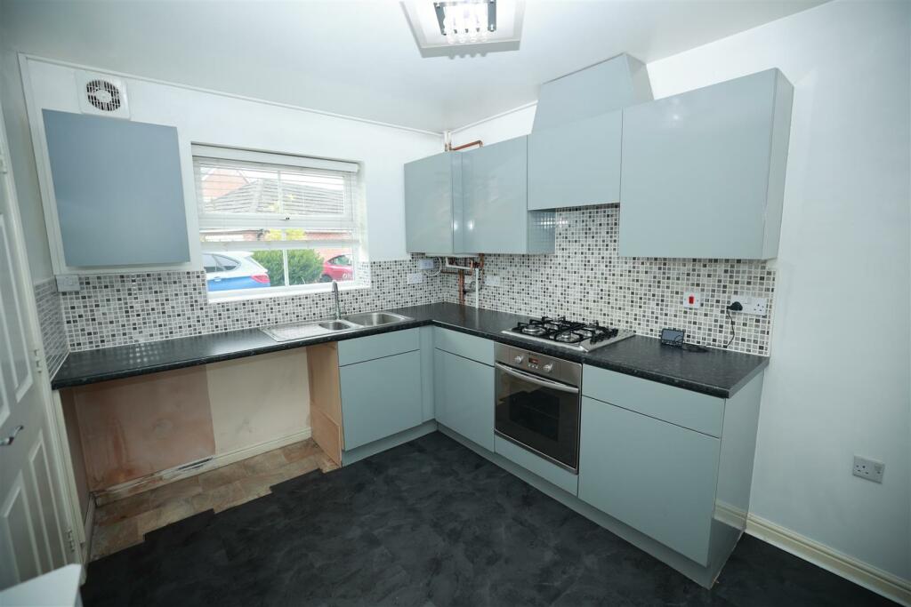 Additional property image - Hawksworth Crescent, Chelmsley Wood