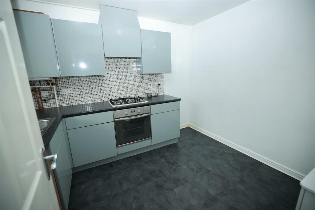 Additional property image - Hawksworth Crescent, Chelmsley Wood