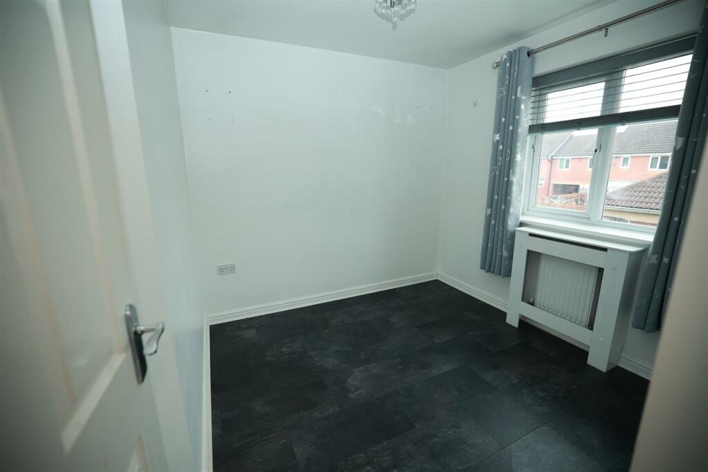 Additional property image - Hawksworth Crescent, Chelmsley Wood