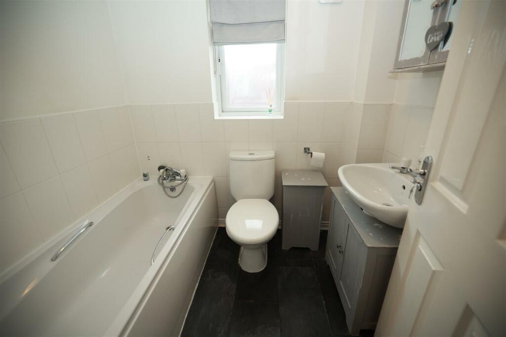 Additional property image - Hawksworth Crescent, Chelmsley Wood