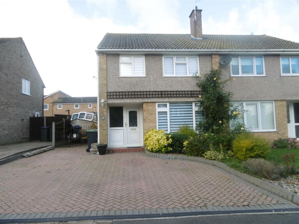 3 bedroom house for rent in The Halt, Whitstable, CT5