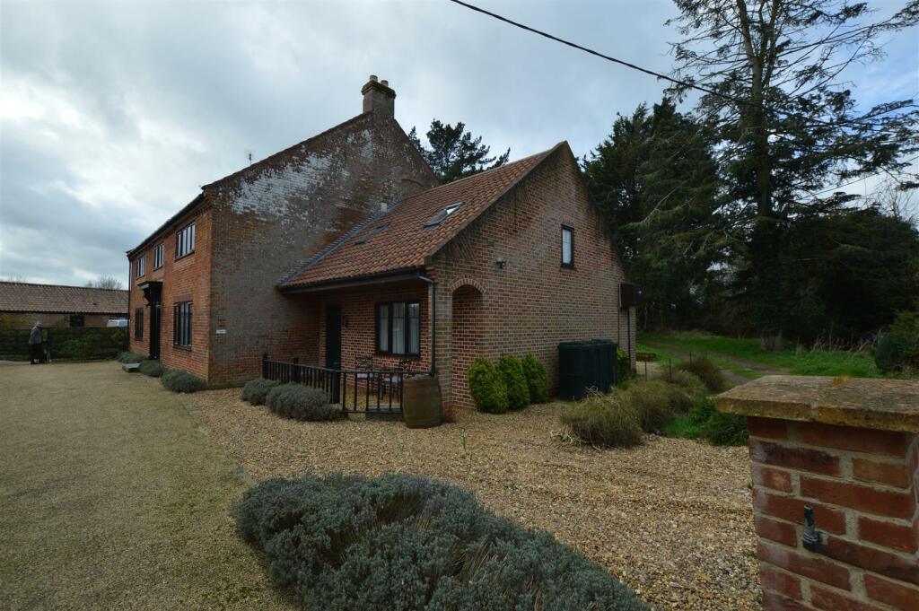 Commercial development for rent in Elm Farm School Lane, Little Melton