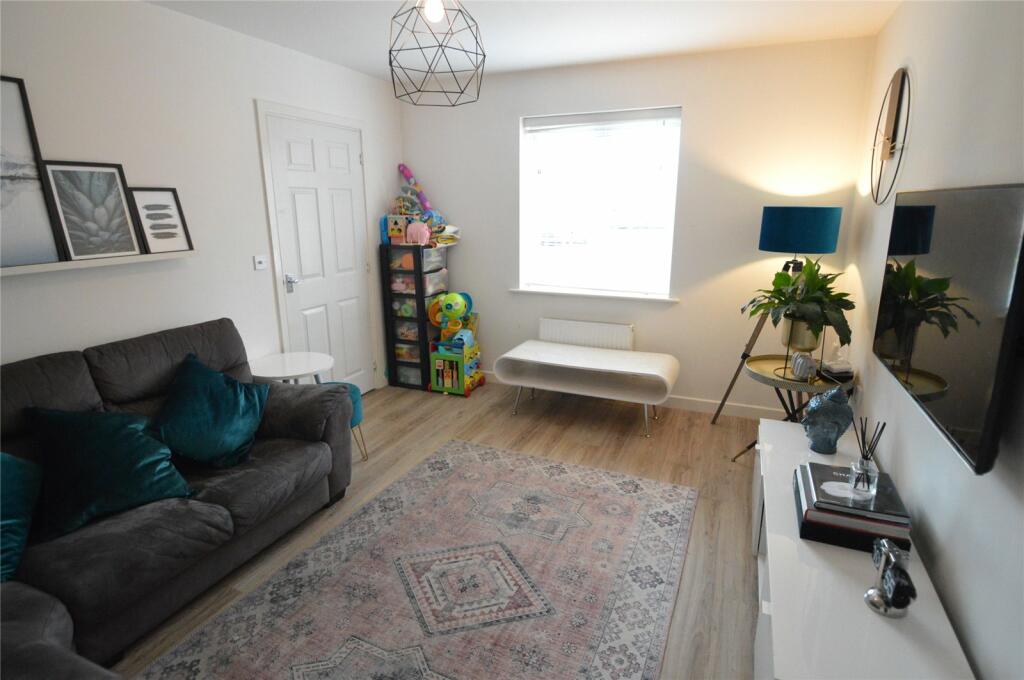 Additional property image - Gretton Close, Redditch, Worcestershire, B97