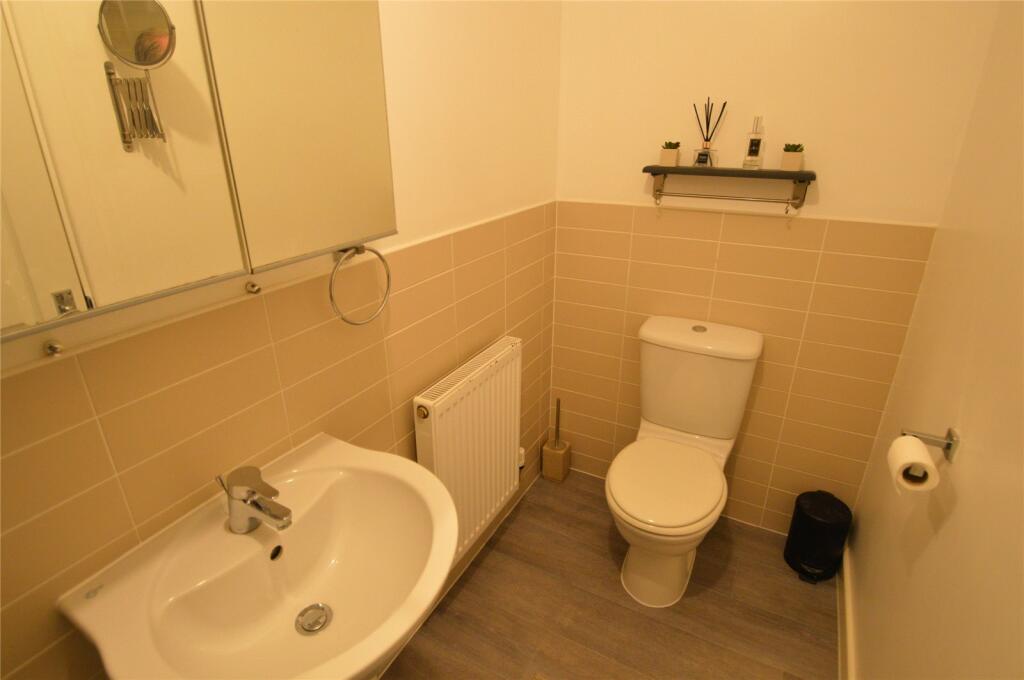 Additional property image - Gretton Close, Redditch, Worcestershire, B97