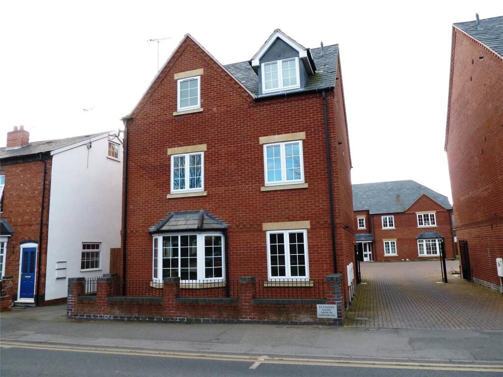 Main image of property: Evesham Road, Astwood Bank, Redditch, Worcestershire, B96