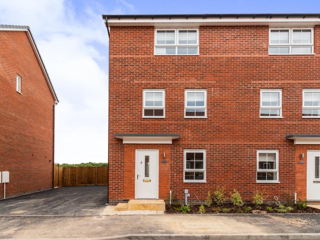 Main image of property: Hillcrest Road, Nuneaton, Warwickshire, CV10