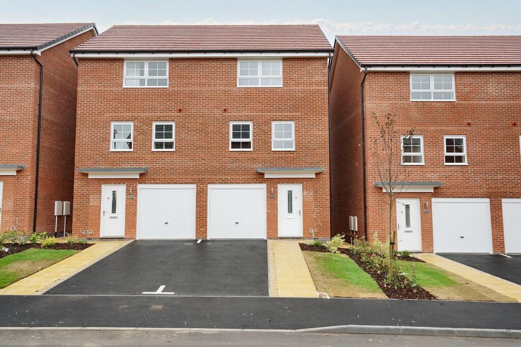 Main image of property: Hillcrest Road, Nuneaton, Warwickshire, CV10