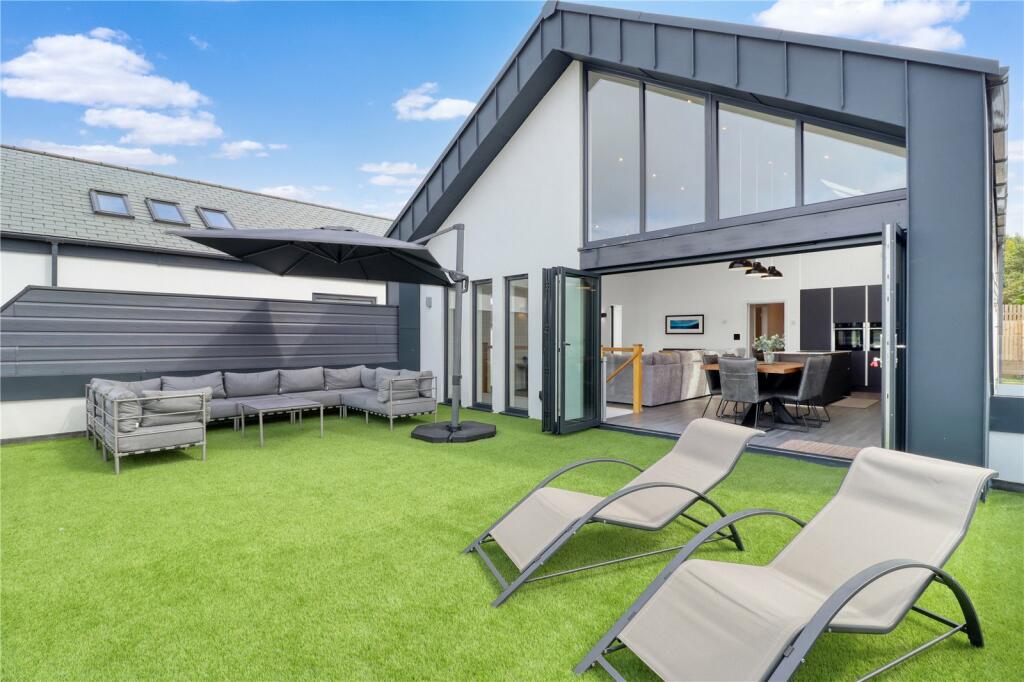 4 bedroom detached house for sale in Spurway Gardens, Combe Martin