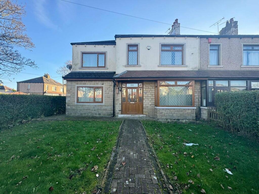 4 bedroom house for rent in Poplar Grove, Bradford, West Yorkshire, BD7