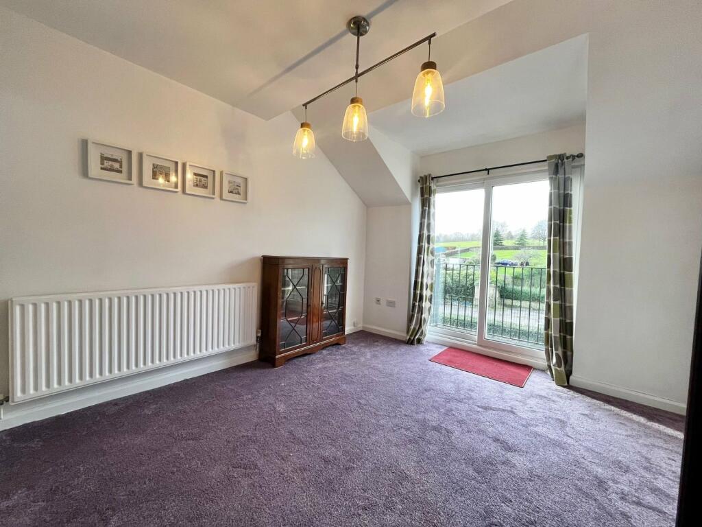 Additional property image - Bradford Road, Shipley, West Yorkshire, BD18