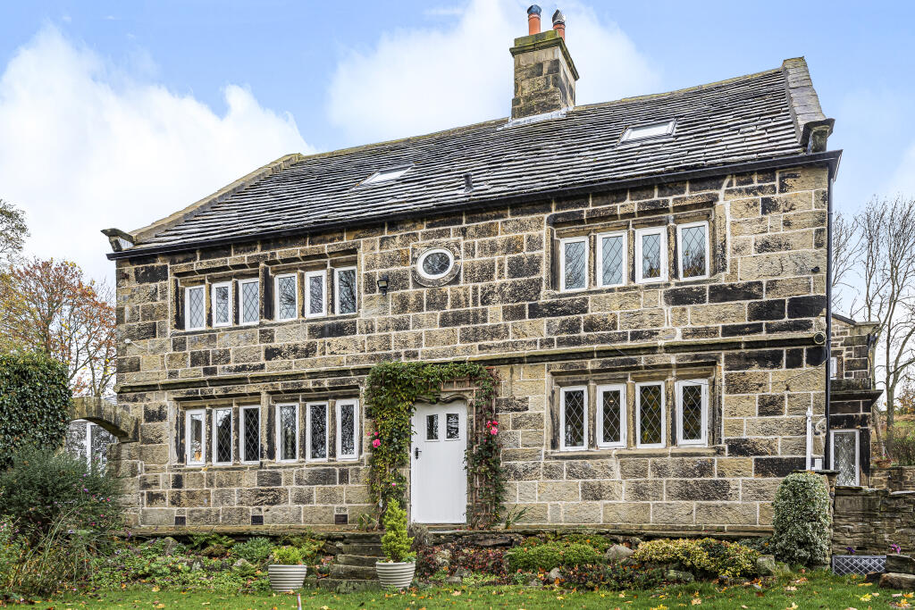 Main image of property: West Morton, Keighley, West Yorkshire, BD20