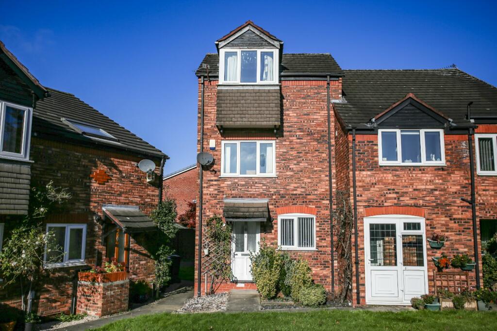 3 bedroom house for sale in Crossgate Mews, Heaton Mersey, Stockport, SK4