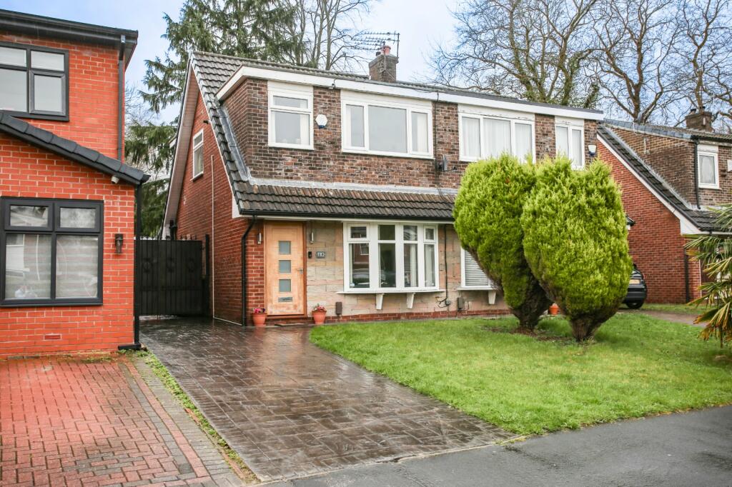 3 bedroom semidetached house for sale in Valley Road, Heaton Mersey, Stockport, SK4