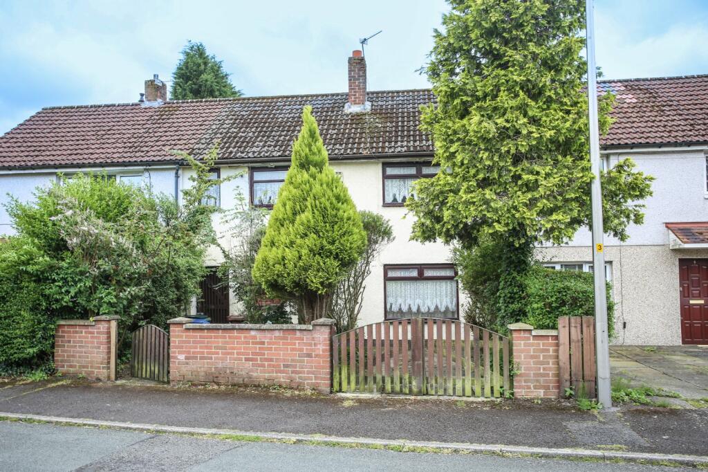 3 bedroom terraced house for sale in Springside, Heaton Chapel