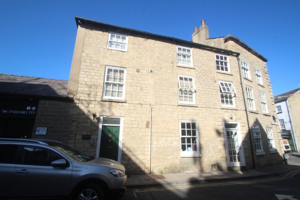 Main image of property: The Stone House, Castlegate, Knaresborough, North Yorkshire, HG5