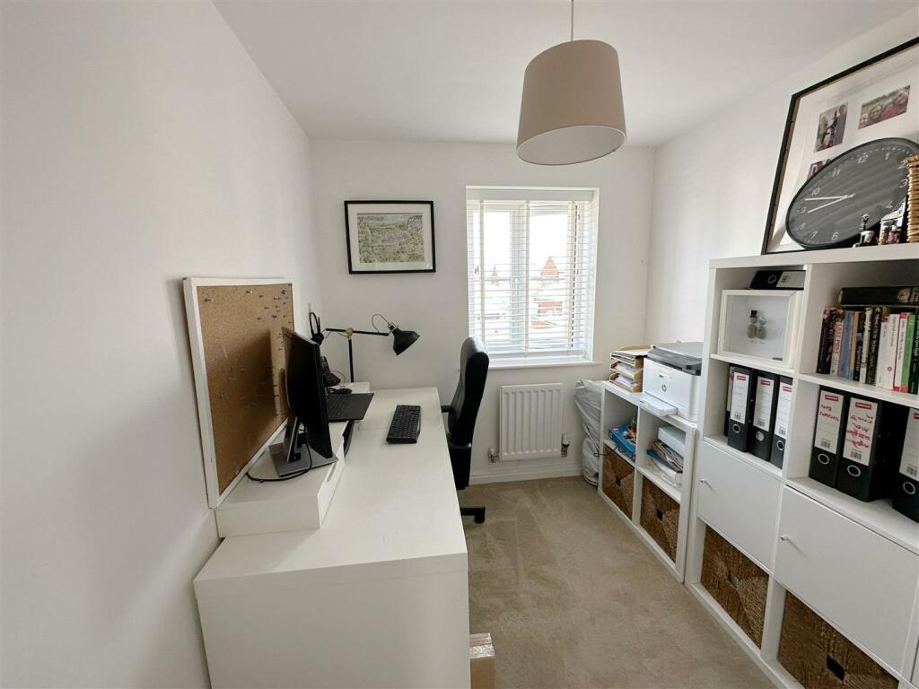 Additional property image - Spearhead Road, Bidford on Avon