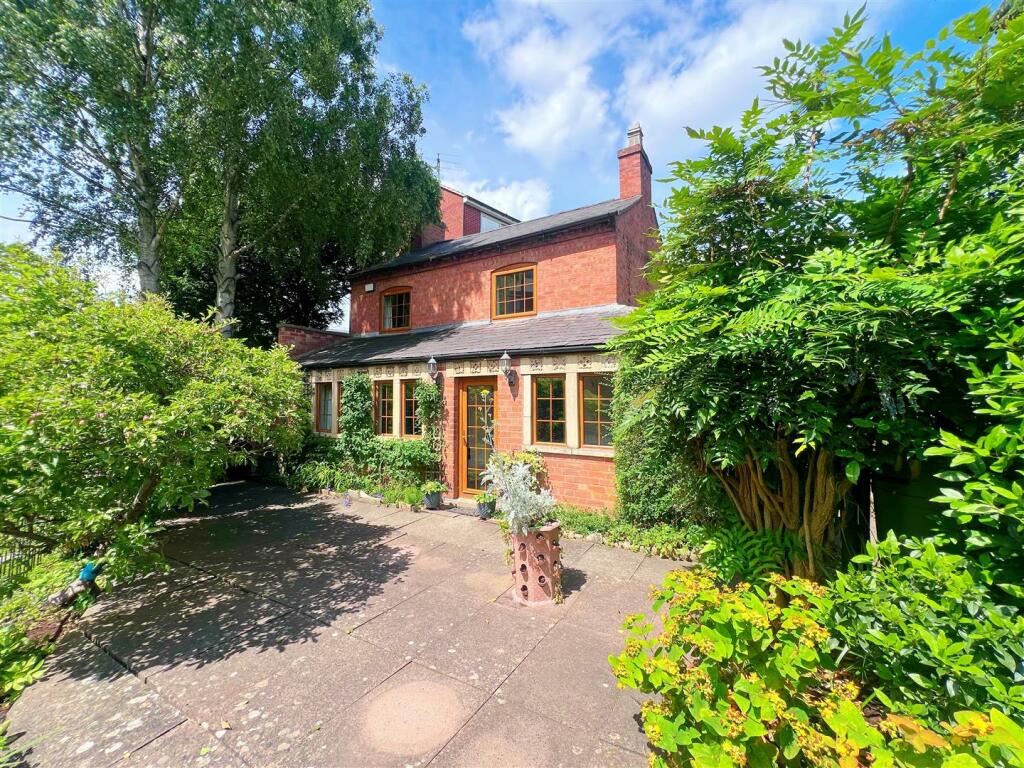 Additional property image - Warwick Road, Stratford-upon-Avon