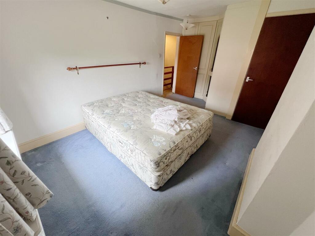 Additional property image - Warwick Road, Stratford-upon-Avon