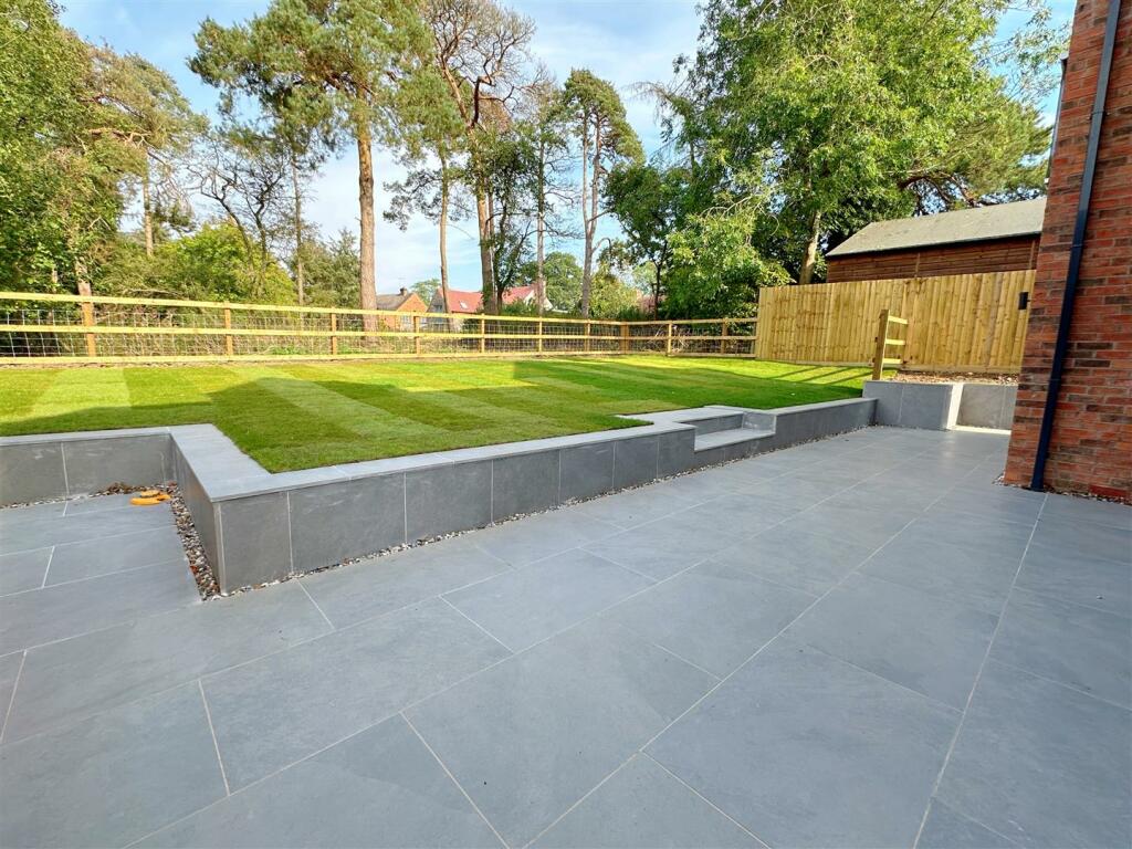 Additional property image - Field Farm, Pennyford Lane, Wootton Wawen