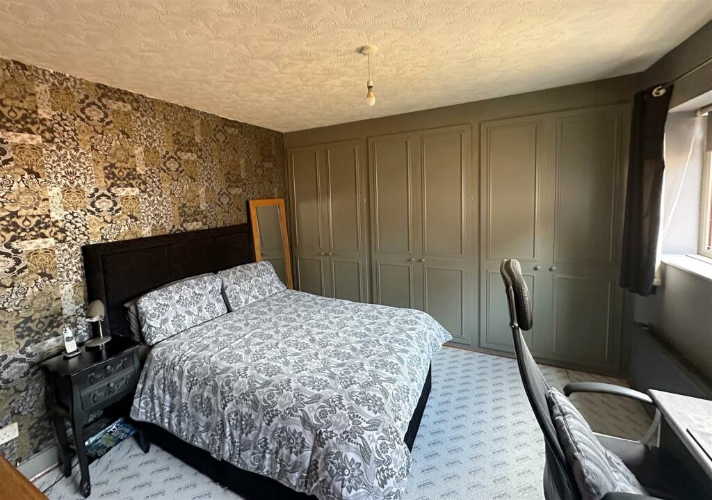 Additional property image - 38, Grove Road, Stratford-upon-Avon