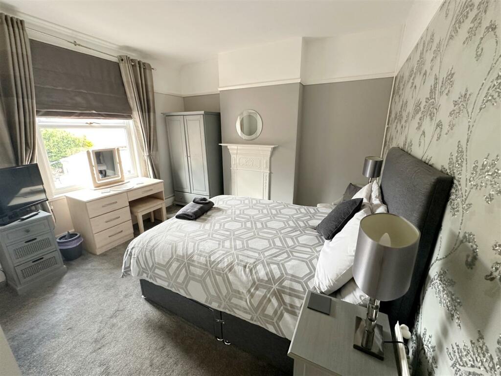 Additional property image - 38, Grove Road, Stratford-upon-Avon
