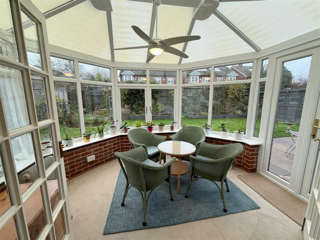 Additional property image - Swanfold, Wilmcote