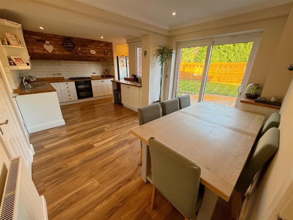 Additional property image - The Meadows, Bidford-on-Avon