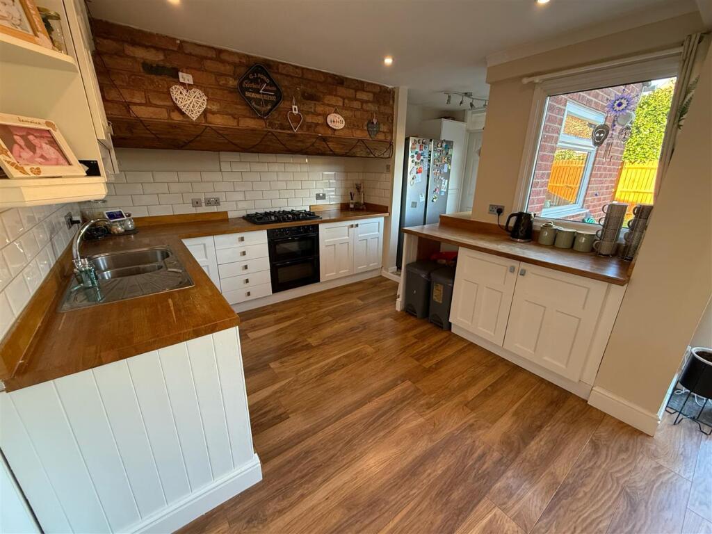 Additional property image - The Meadows, Bidford-on-Avon
