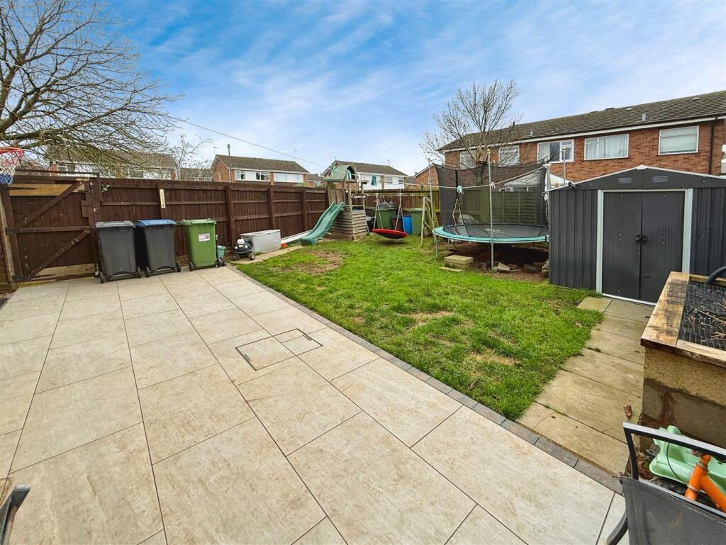 Additional property image - Hill View Road, Bidford-on-Avon, Alcester